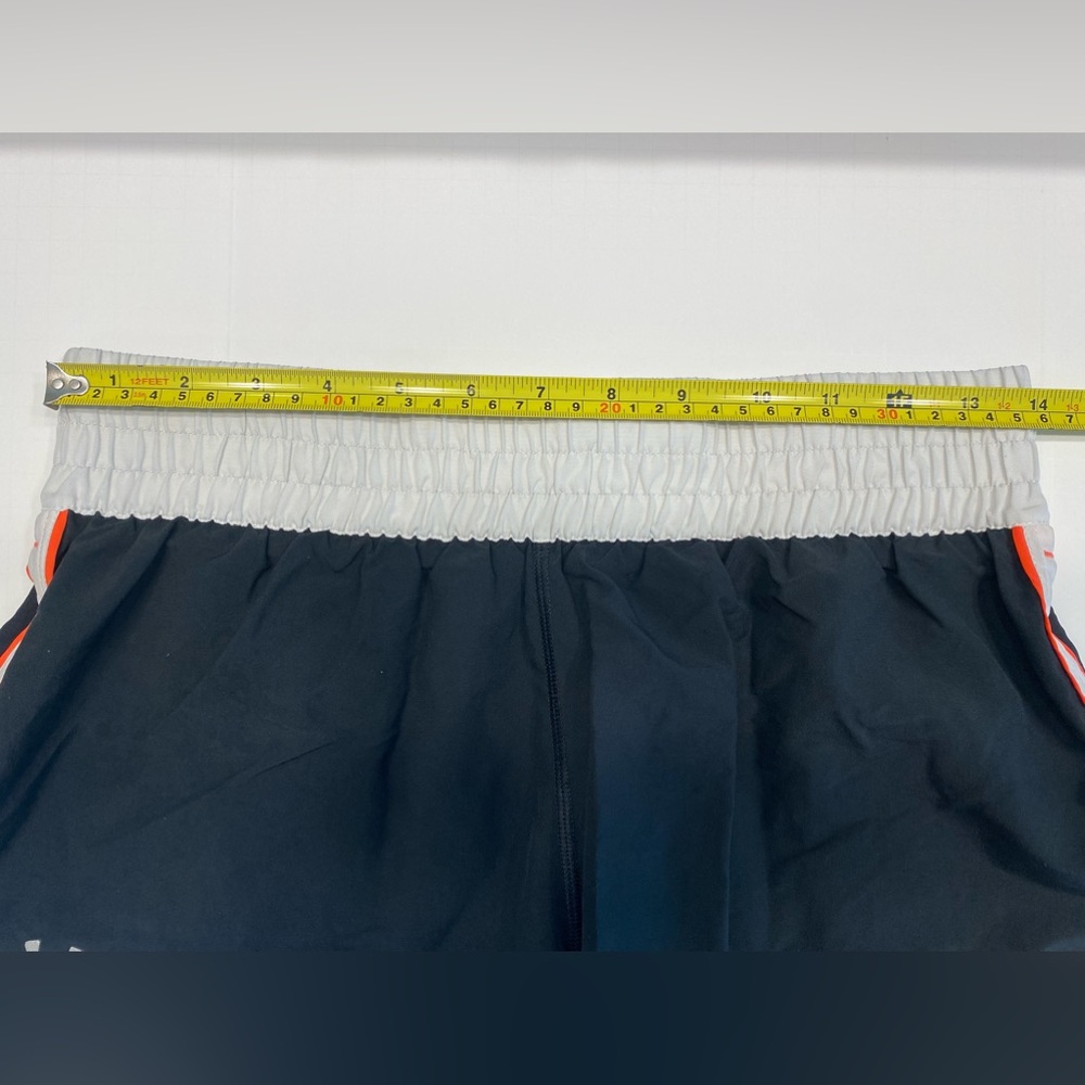 Women’s Under Armour Heat Gear Athletic Running Shorts - Picture 4 of 8